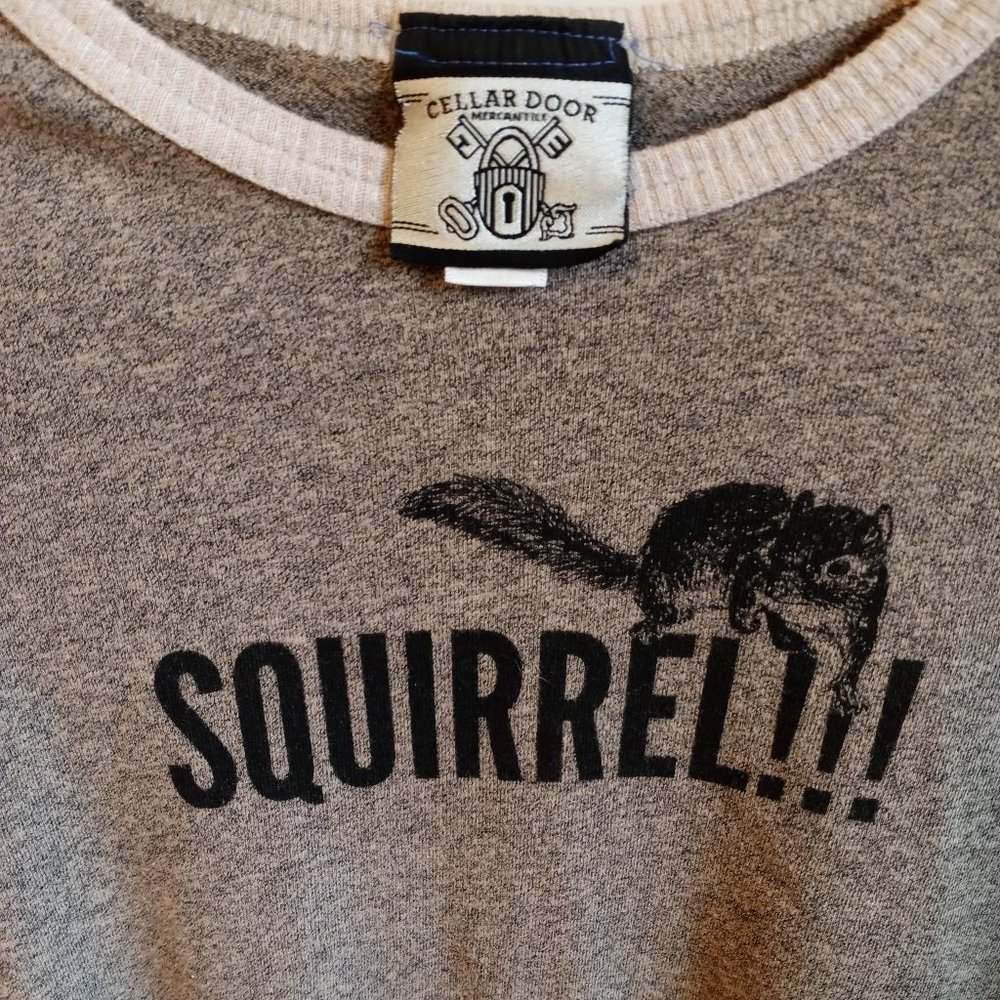 Soft squirrel tee Size Med